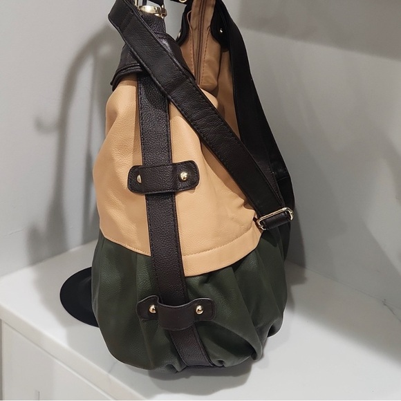 Rehab Bag. Steve Madden XL 2- Way BOHO Crossbody minor WEAR IN LEATHER - Picture 3 of 9